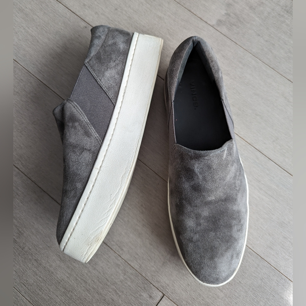 Vince Warren Platform slip on shoes gray suede size 9.5